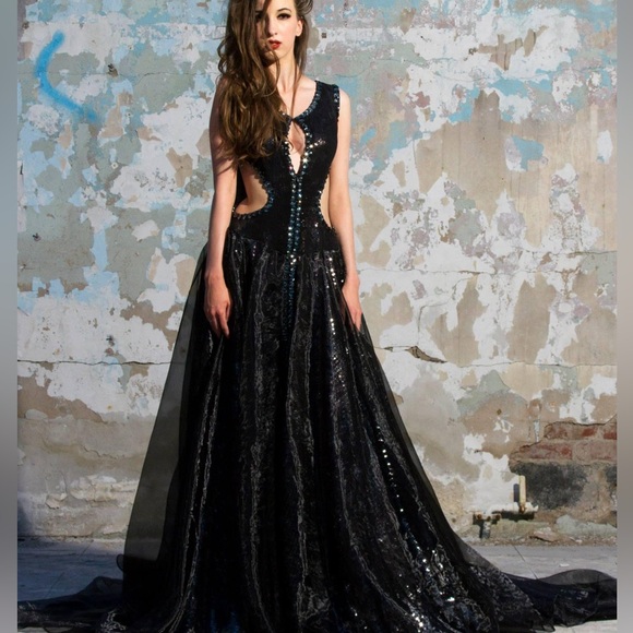 Cutout  gown  black  and sequin  maleficent dress - Picture 5 of 8